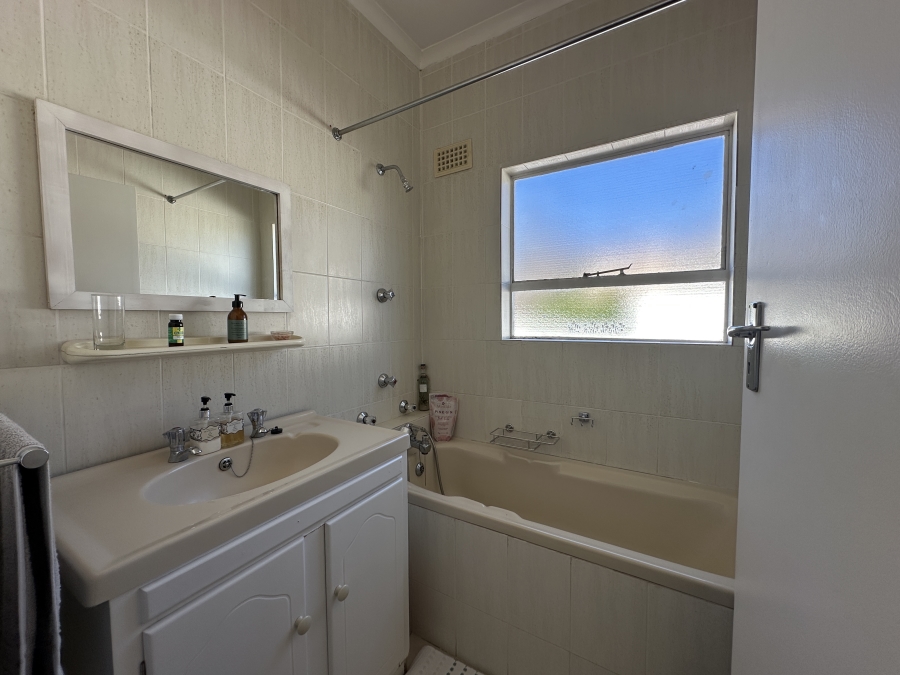 3 Bedroom Property for Sale in Barrydale Western Cape